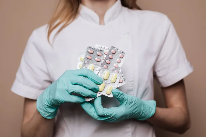 Same Molecule, Different Experience: The Science Behind Why Brand-Name and Generic Drugs Can Feel Distinct
